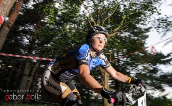 holdfeny_liget_10_oras_halasz_anna_2